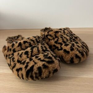 Billabong Leopard Print Faux Fur Fuzzy Slippers Fall Loungewear Cozy 7 New